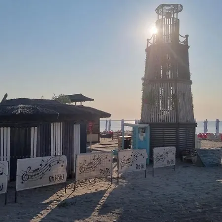 Апартаменты Marlyn Seaside *